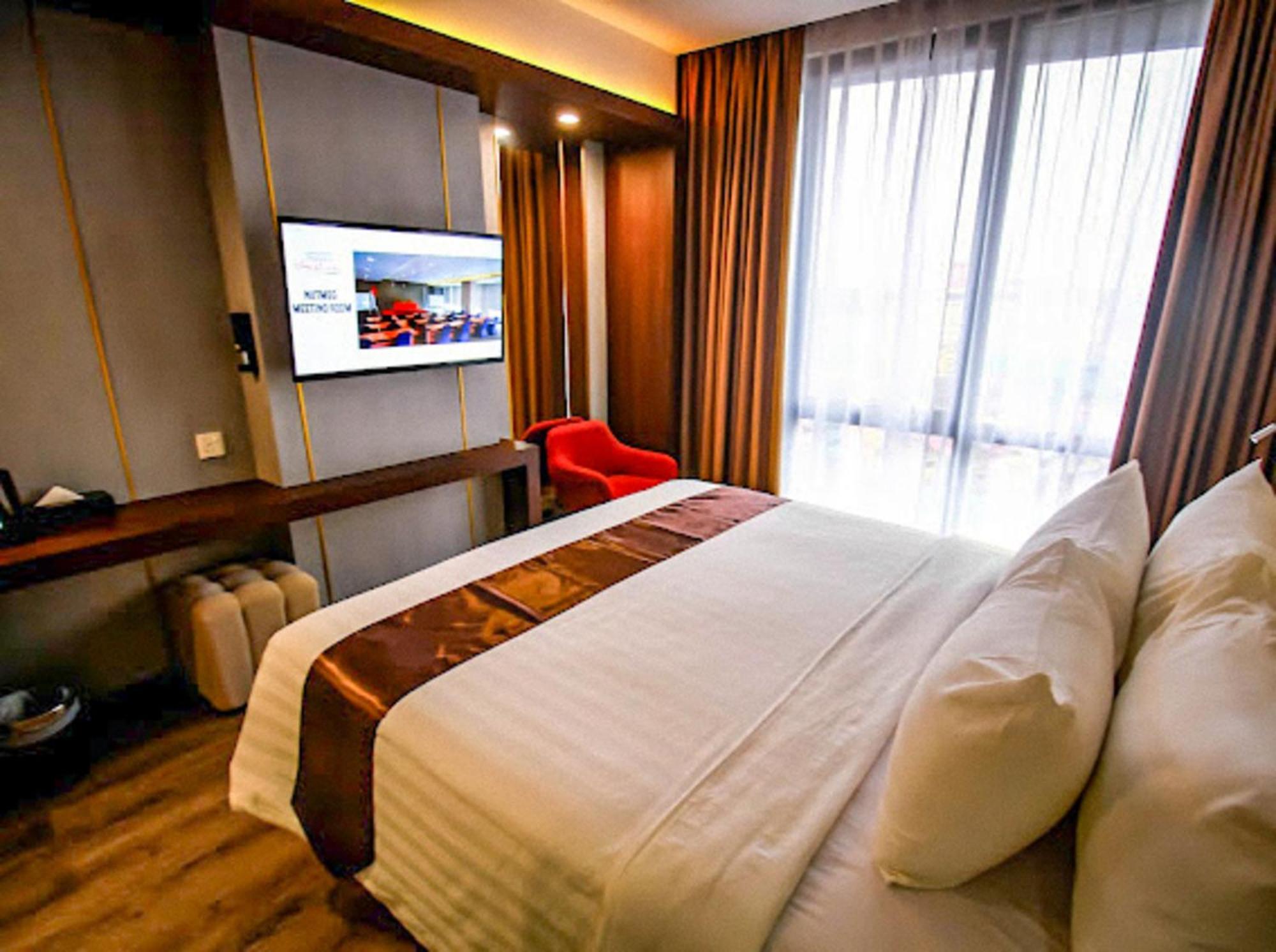 Asialink Hotel Batam By Prasanthi Nagoya Kültér fotó